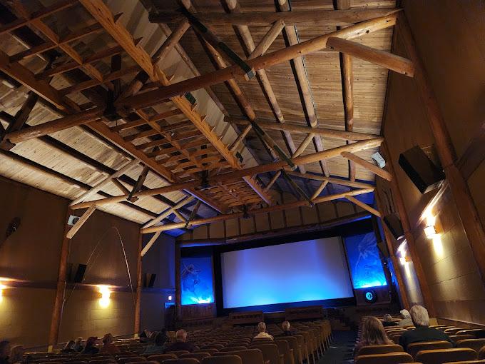 Pines Theatre in Houghton Lake, MI - Screendollars