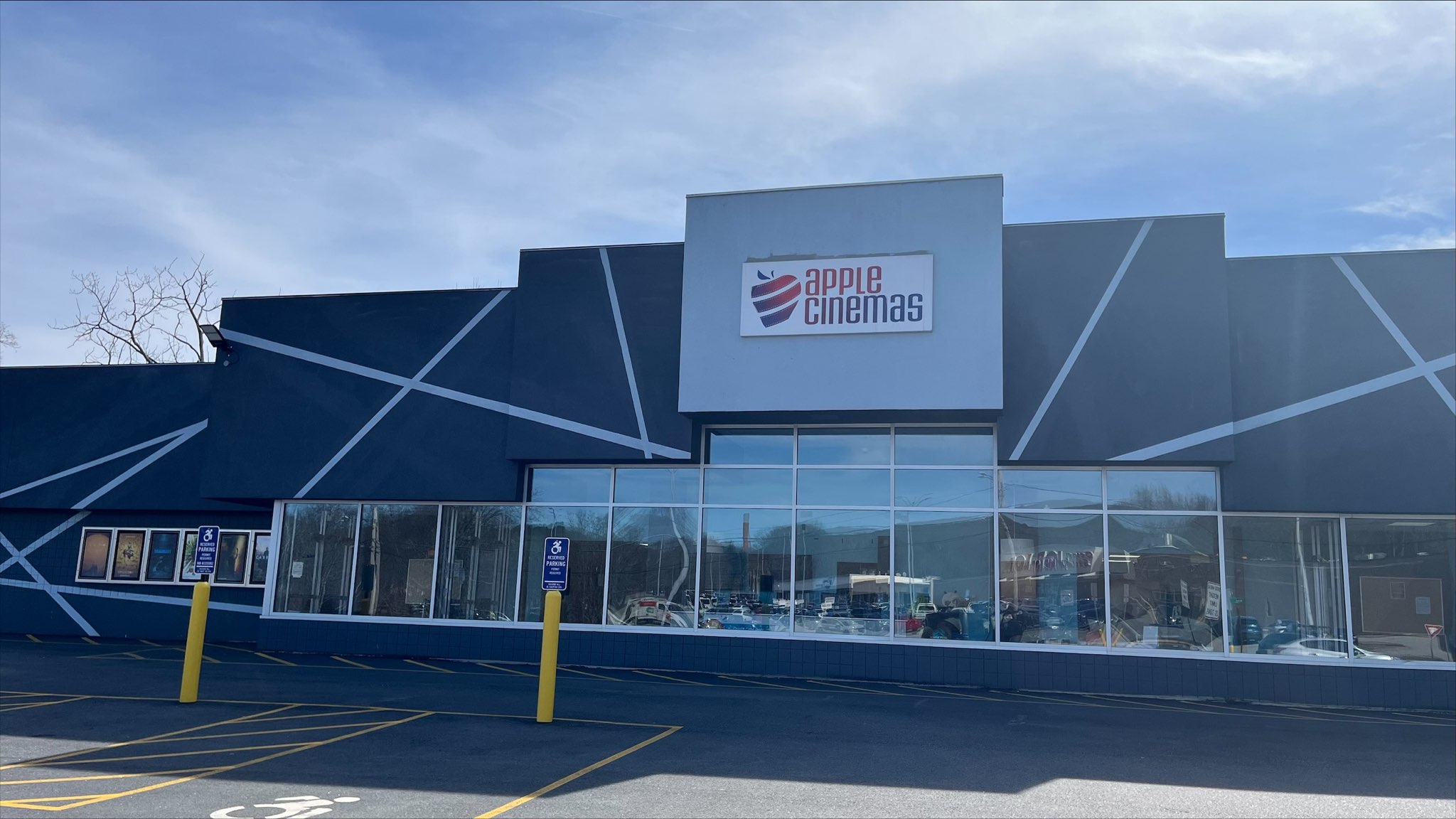 Apple Cinemas Torrington, CT Showtimes Screendollars