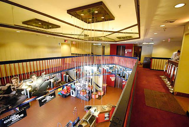 Metropolitan Park Twin Theatres in Huntington Park - Showtimes & Tickets
