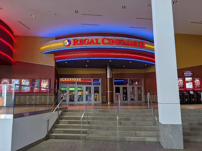 Regal Springfield Town Center - Showtimes