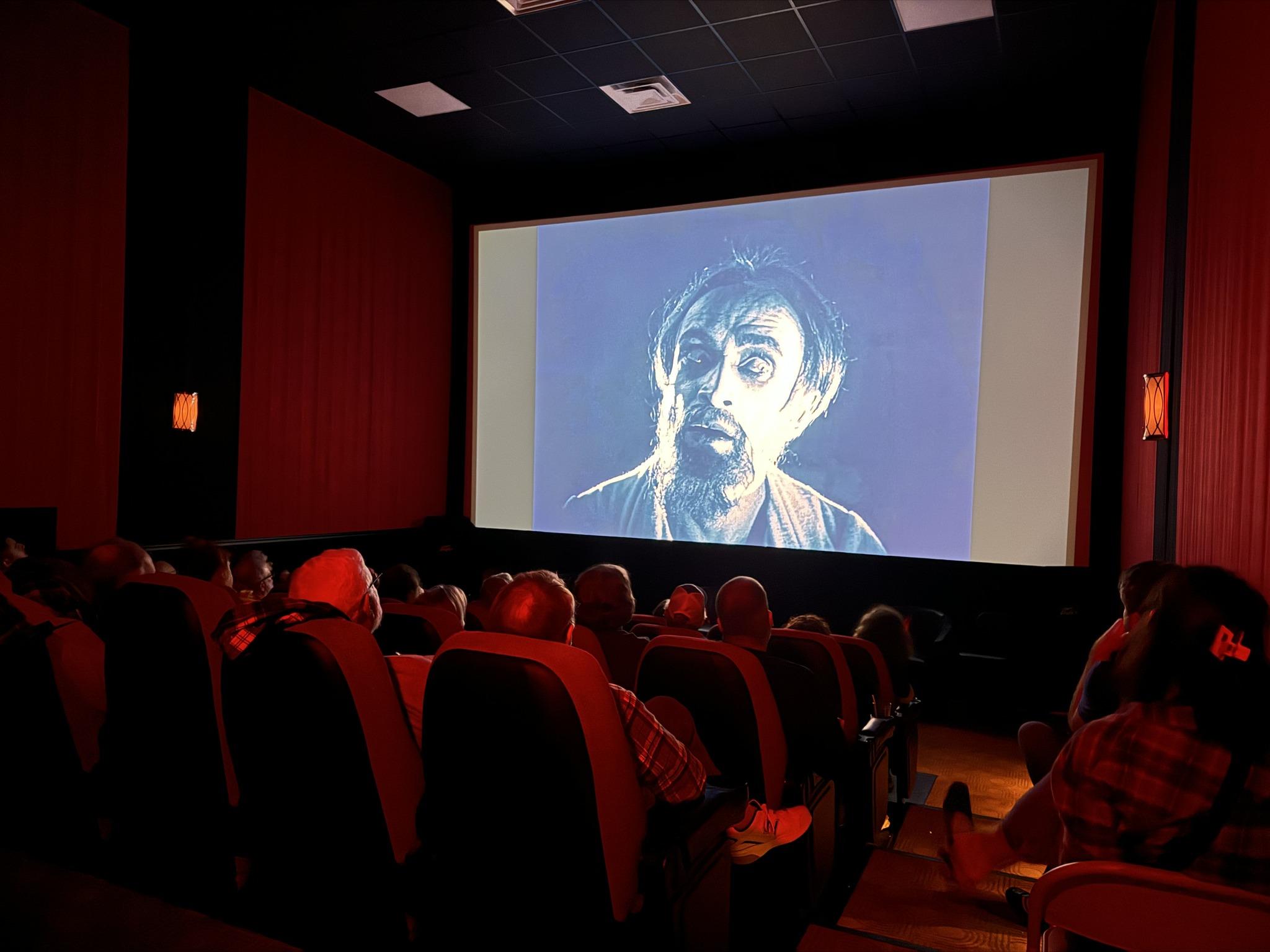 Parkway Theater in McKees Rocks, PA Showtimes