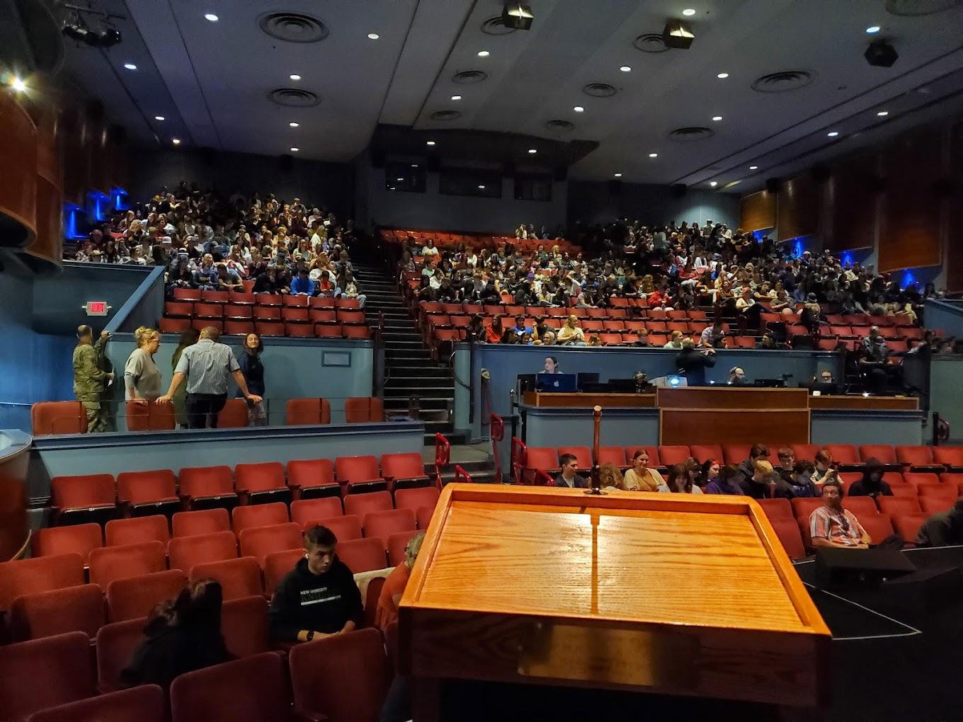 The Ross Ragland Theater Showtimes & Tickets