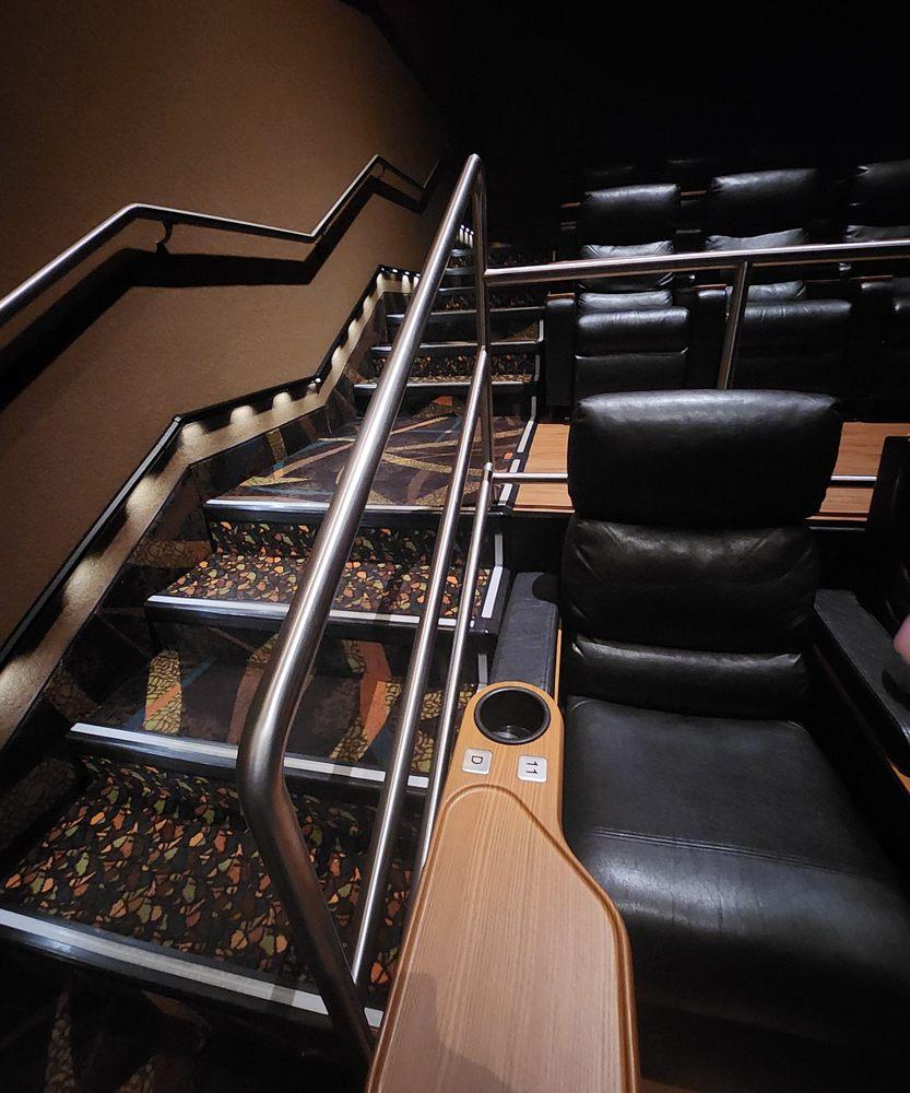 regal-theatre-in-carlsbad-showtimes-tickets