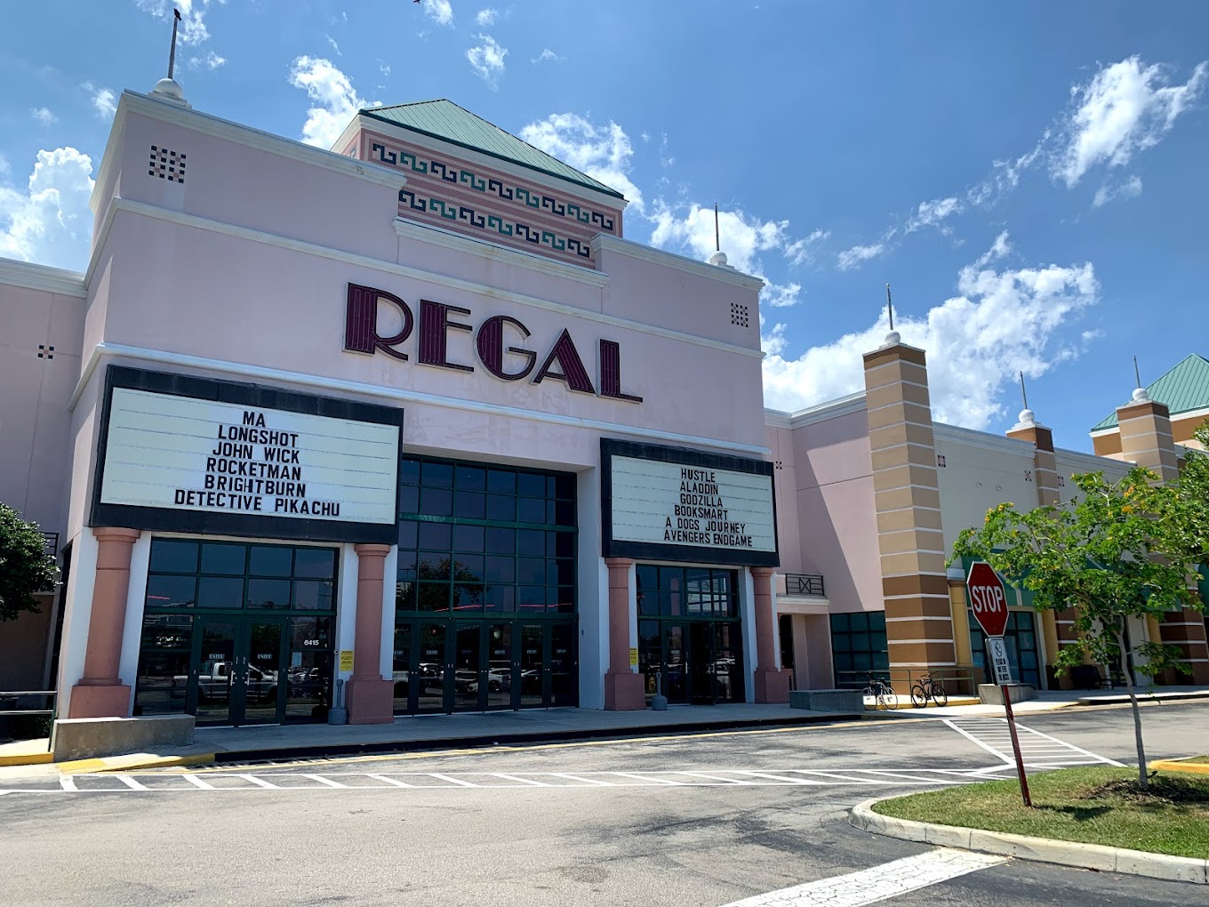 Regal Cypress Creek Station Showtimes & Tickets