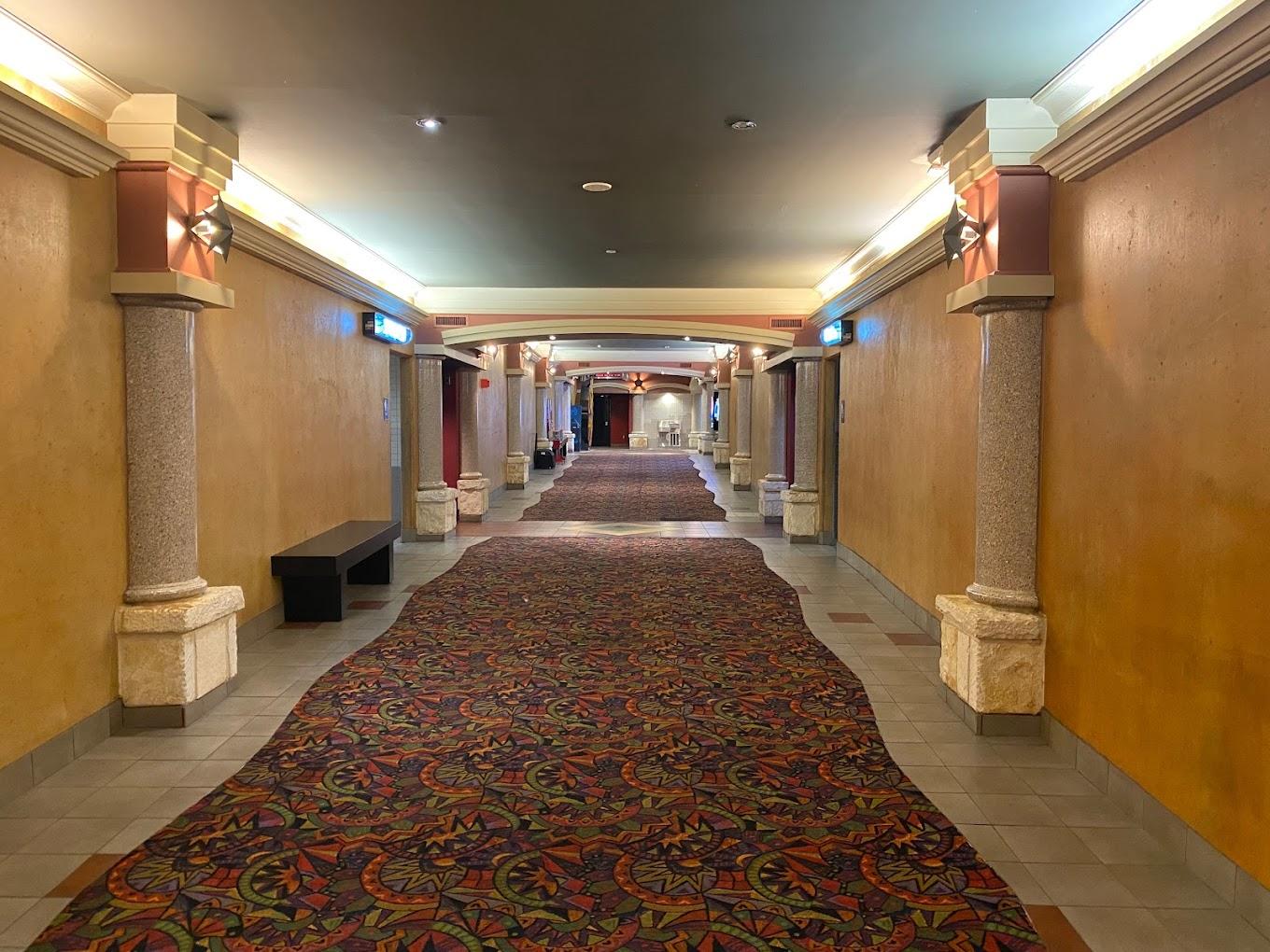 Regal Gateway - Showtimes & Tickets