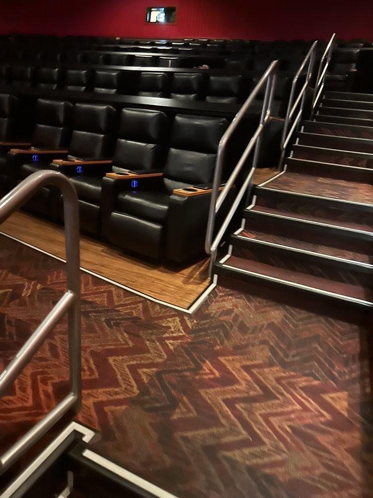 regal-manchester-fresno-theatre-showtimes-tickets