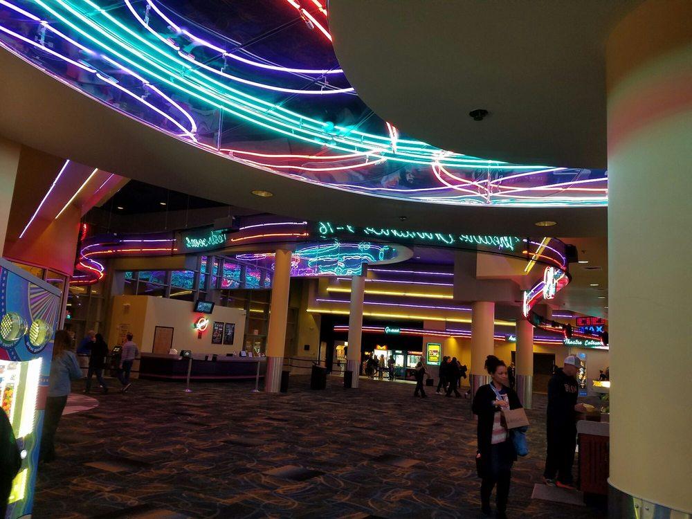 Regal Simi Valley Civic Center Movie Theatre - Screendollars