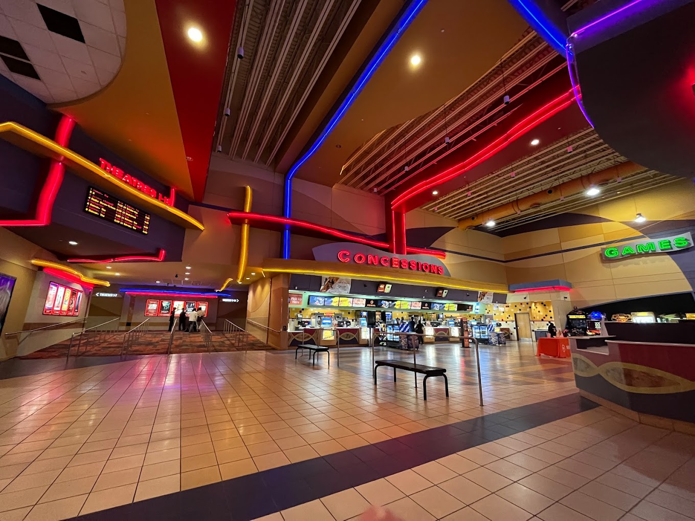 Regal Southland Mall - Showtimes