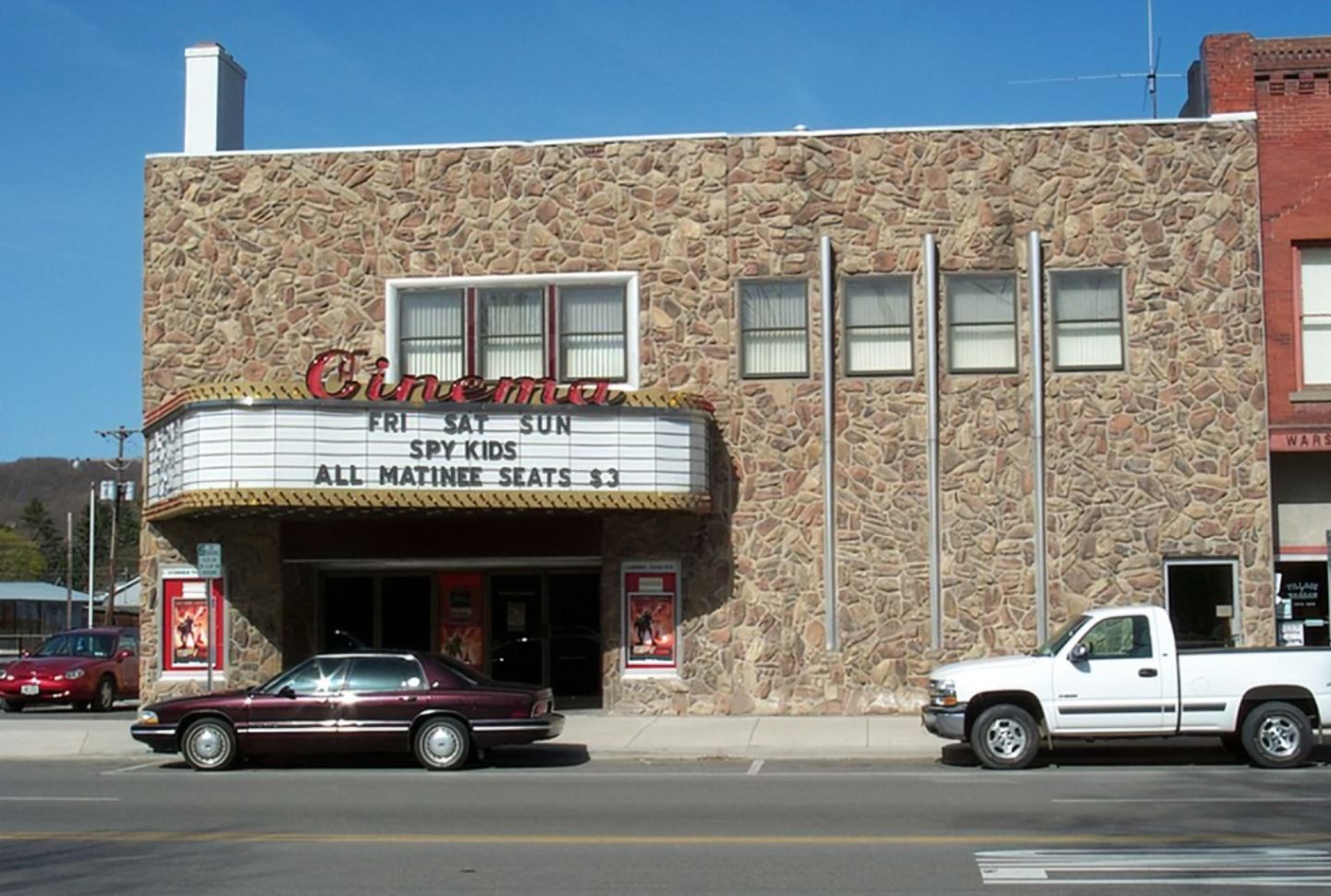 Spotlight Theater of Warsaw, NY Showtimes