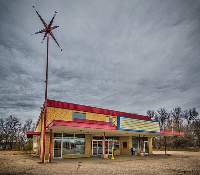 Oak Park Theater Showtimes & Tickets