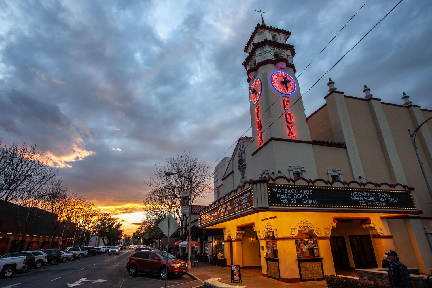 Visalia Fox Theatre in Visalia Showtimes & Tickets