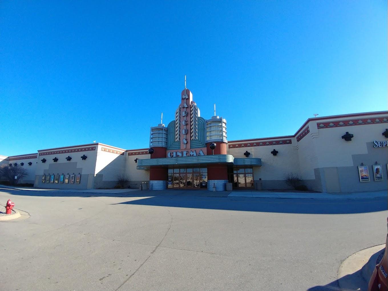 marcus-bay-park-cinema-showtimes-tickets