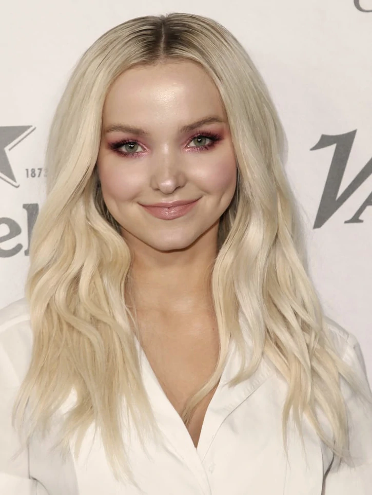 Review: Dove Cameron's 'Alchemical: Volume 1' and the relationship