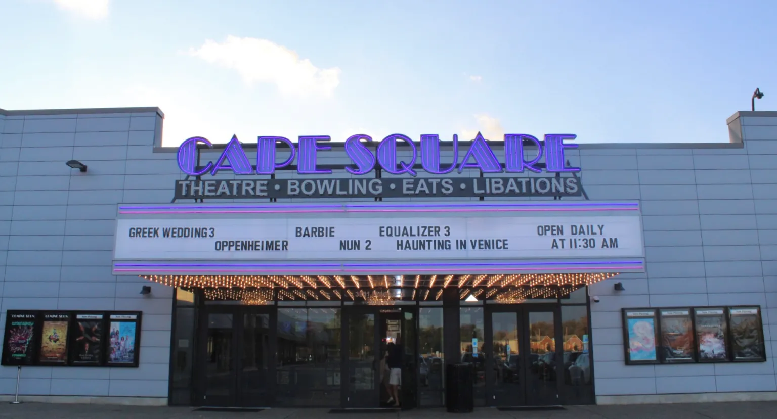 Cape Square Entertainment Showtimes Screendollars