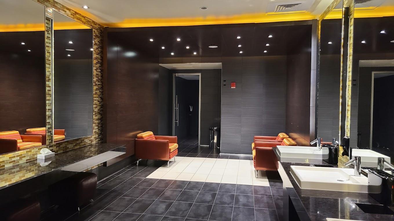 Landmark Scottsdale Quarter Theatre - Showtimes & Tickets