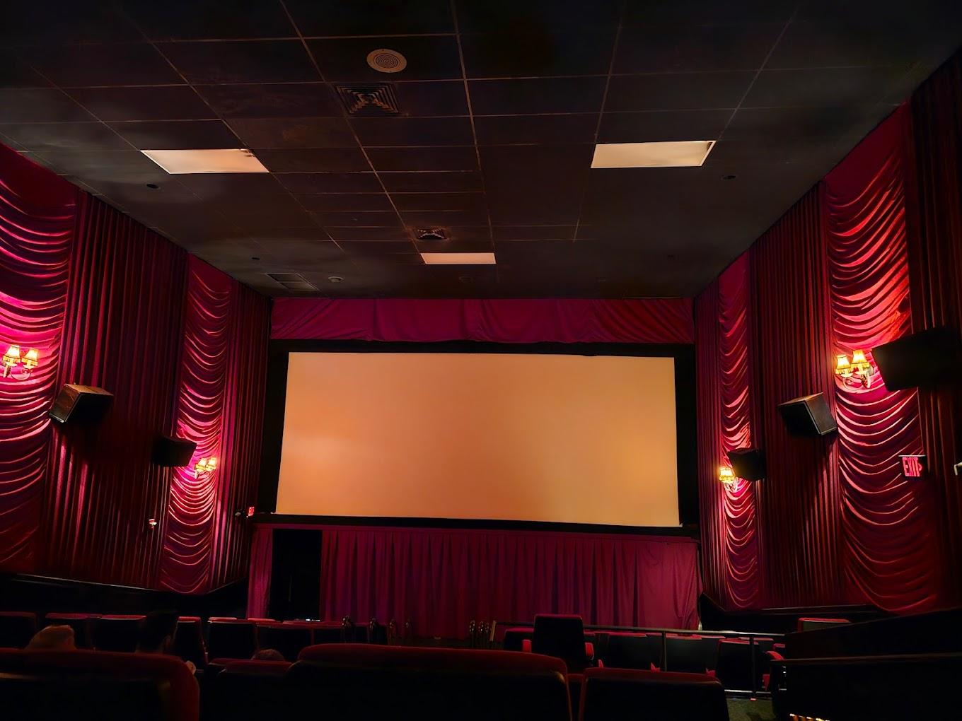 premiere oaks 10 showtimes