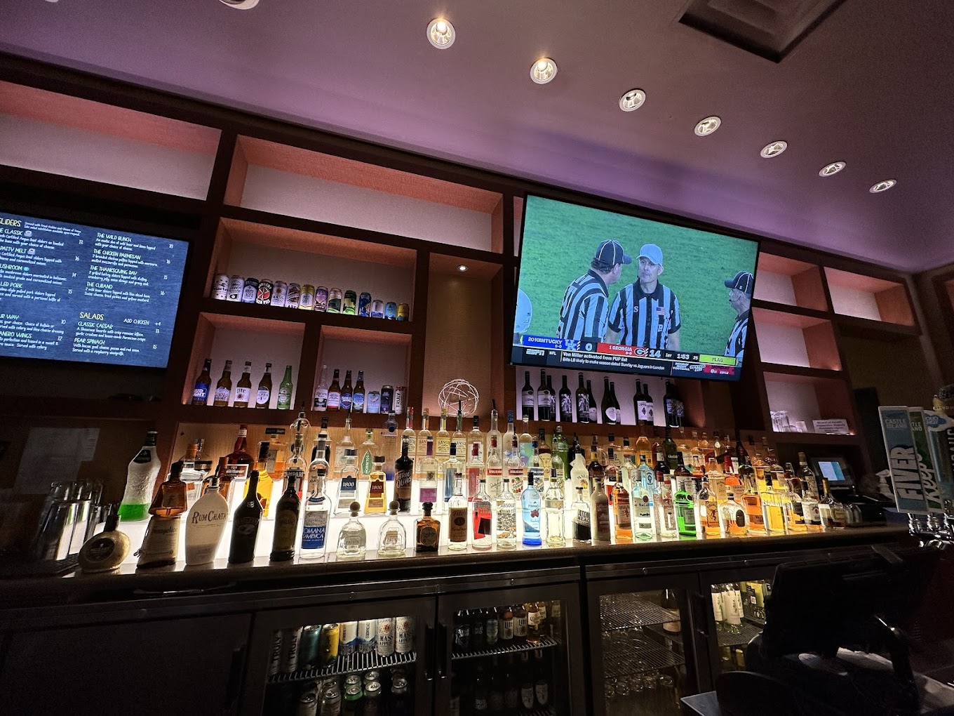 Showcase Cinema de Lux Patriot Place - Showtimes & Tickets