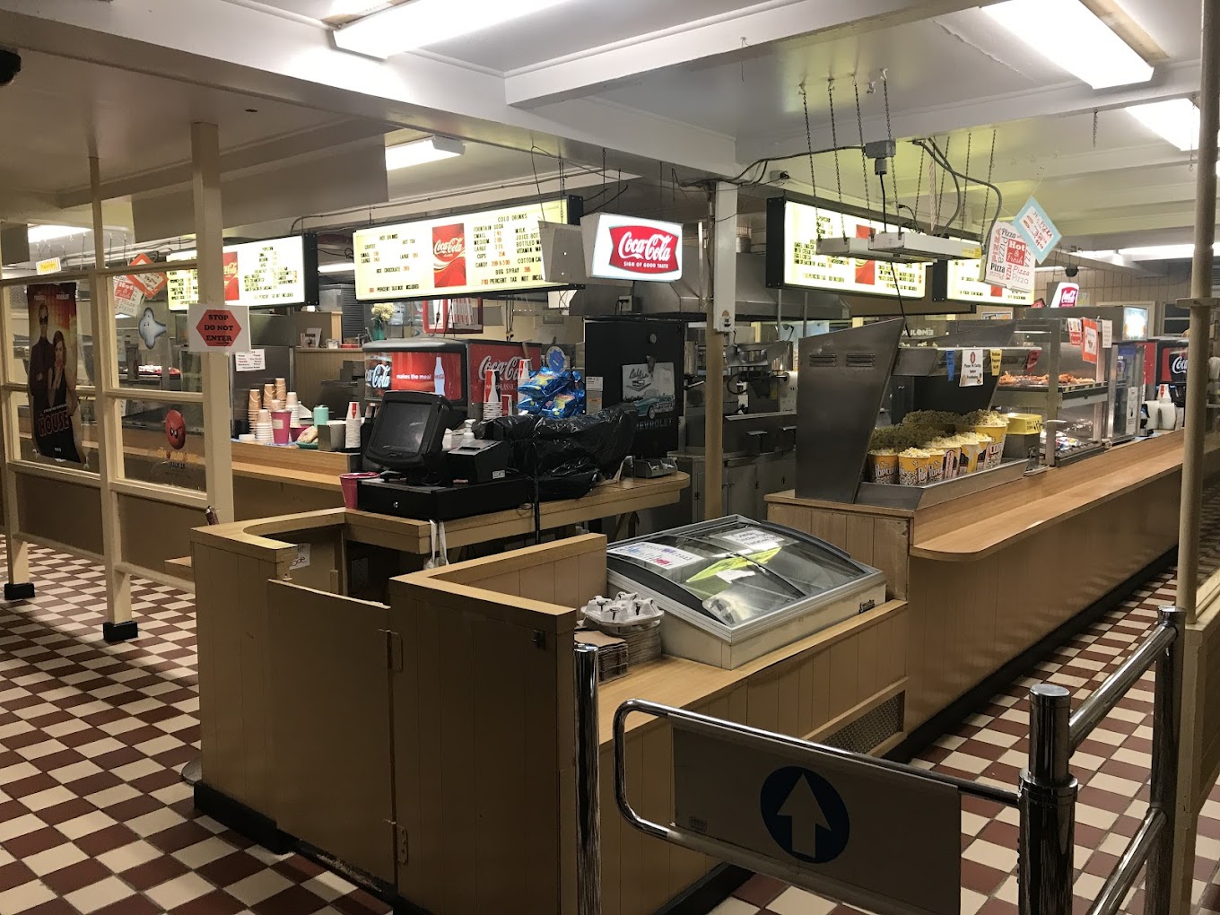 wellfleet-theatres-showtimes-tickets