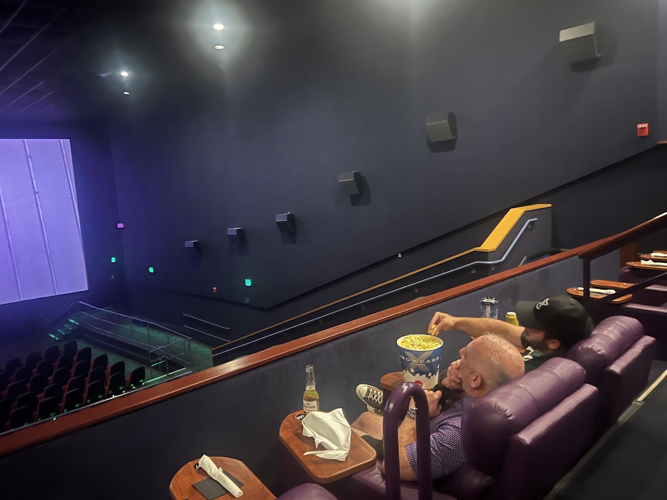 Showcase Cinema de Lux Patriot Place - Showtimes & Tickets